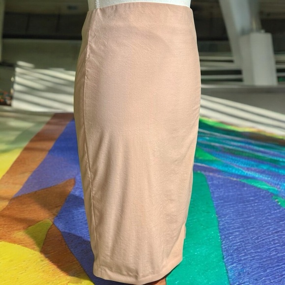 Theory ‘Siliya Edition’ Front Slit Pencil Skirt in Blush Pink Size 00 - Picture 13 of 13